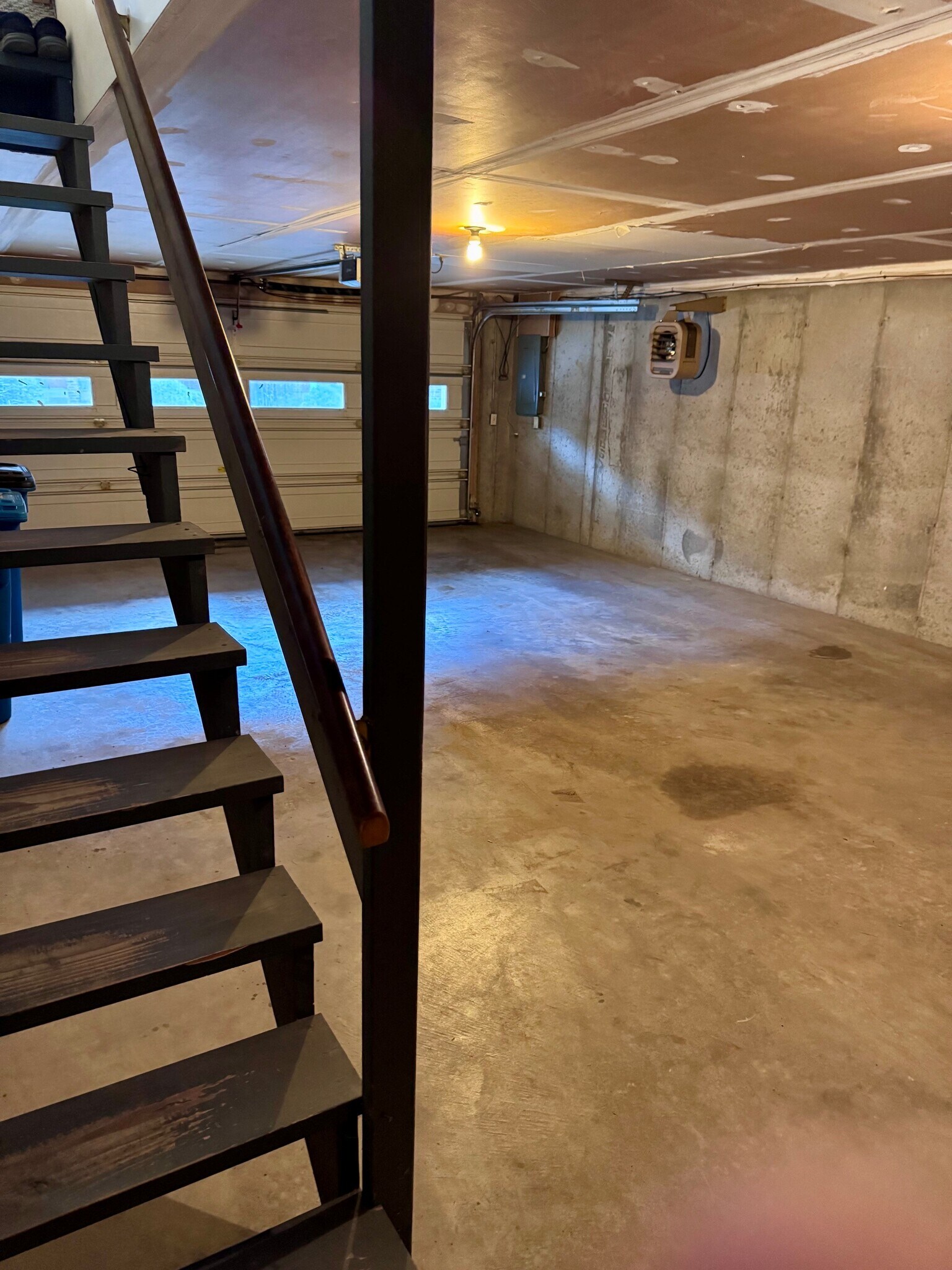 Building Photo - 1720 Azealea Ct