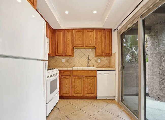 Building Photo - 16879 Bluewater Ln