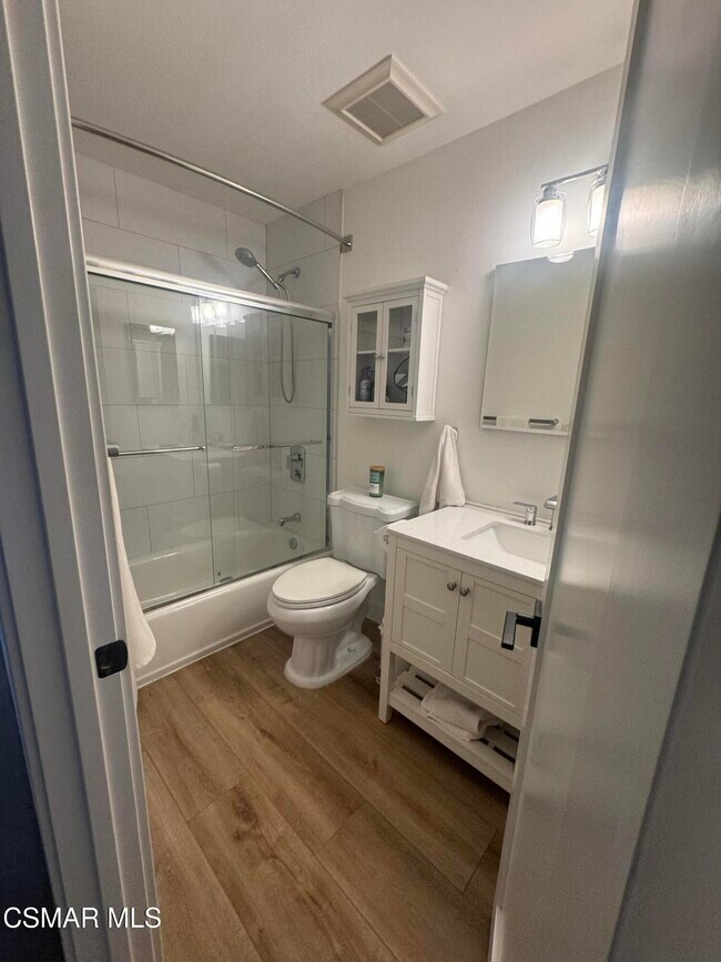 Building Photo - 5841 Cape Horn Dr