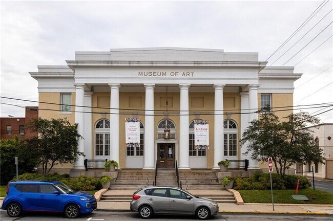 Building Photo - 1603 Glenivy