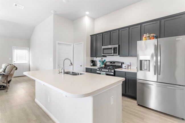 Building Photo - 14930 Spg Frst Ln