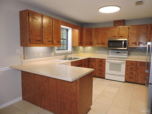 Building Photo - 5261 Rowe Trail