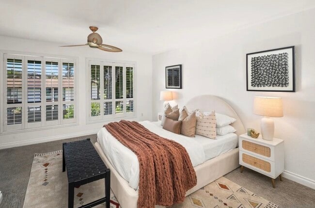 Building Photo - 2464 Caminito Ocean Cove