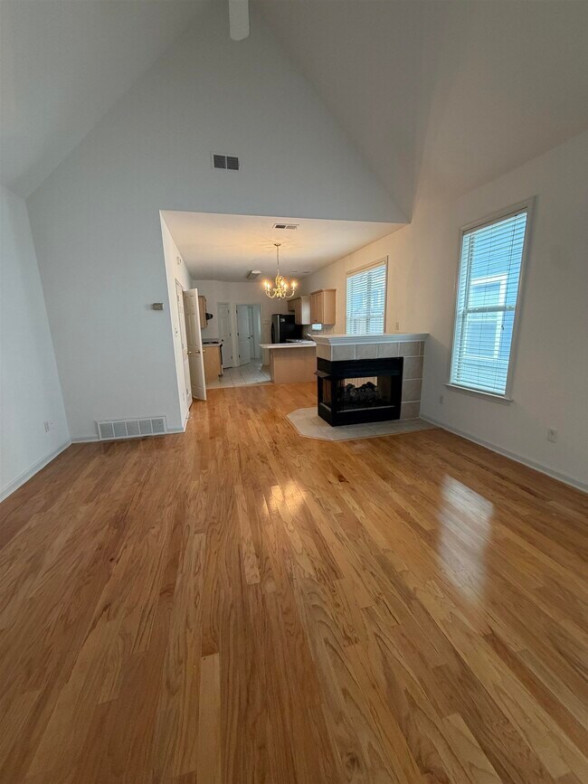 Building Photo - 1207 Harbor River Dr