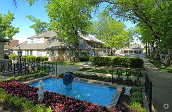 Building Photo - French Villa