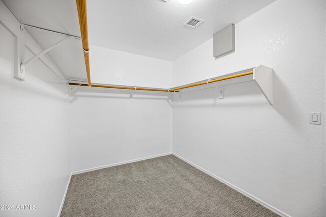 Building Photo - 4032 N 14th Pl