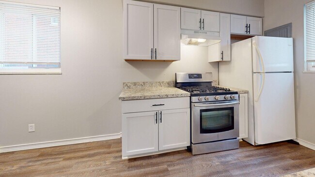 Building Photo - 7405 Marlborough Ave