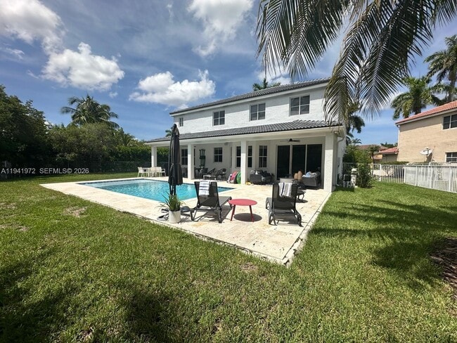 Building Photo - 1063 Sunflower Cir