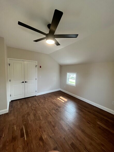 Bedroom - 117 Rome Ave