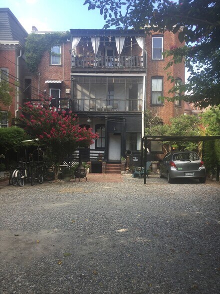 Building Photo - 1013 W. Franklin St