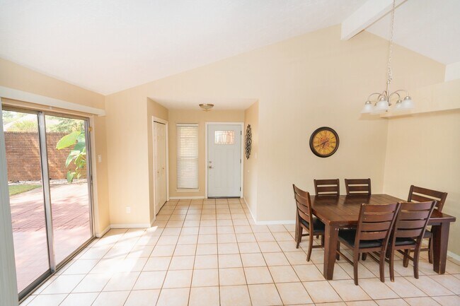 Building Photo - 3402 Cape Forest Dr