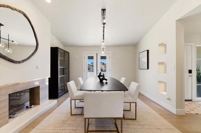 Building Photo - 8372 E San Salvador Dr