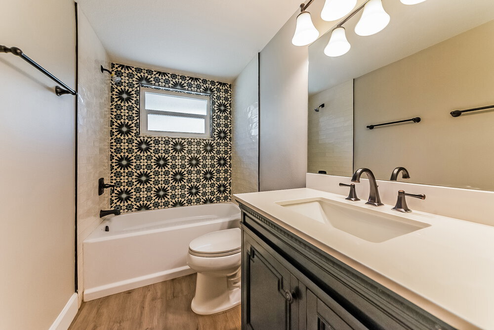 Building Photo - 5045 Silk Oak Dr