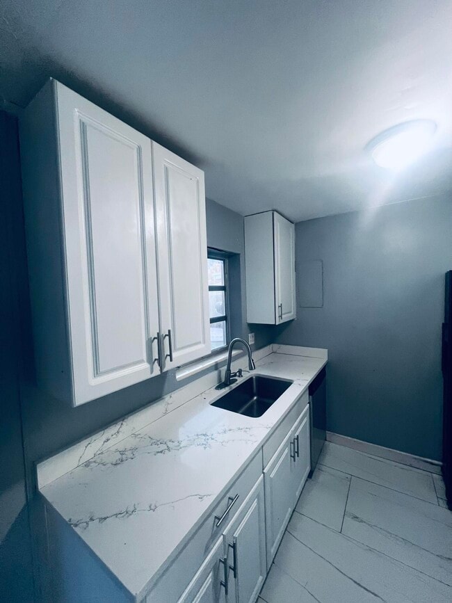 Building Photo - 938 Sarazen Dr