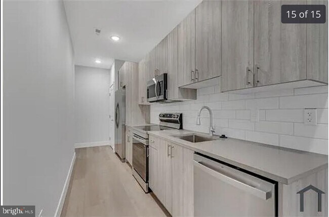 Building Photo - 3260 N 13th St
