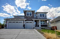 Building Photo - Luxury 5 bed for Rent in Blacktail at The ...