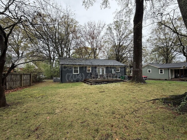 Building Photo - 5044 Baylor Dr