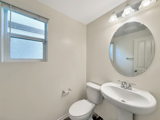 Building Photo - Stunning 3B/2.5BA Home in Murrieta for Rent!