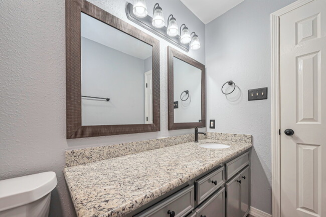 Building Photo - "NEWLY REMODELED 2-Bed Townhouse with 2.5 ...