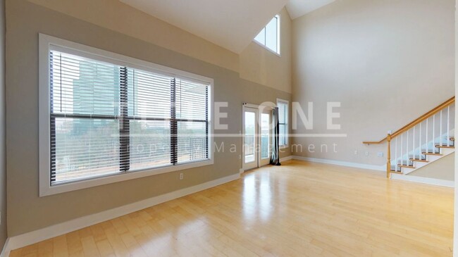 Building Photo - 799 Hammond Drive Unit 425 - Available Now