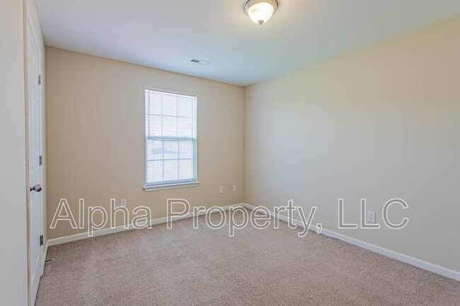 Building Photo - 500 Rudd Rd
