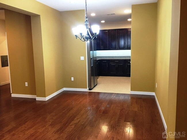 Building Photo - 446 Tower Blvd