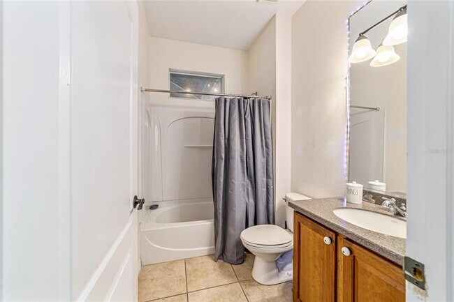 Building Photo - 4903 SW 63rd Loop