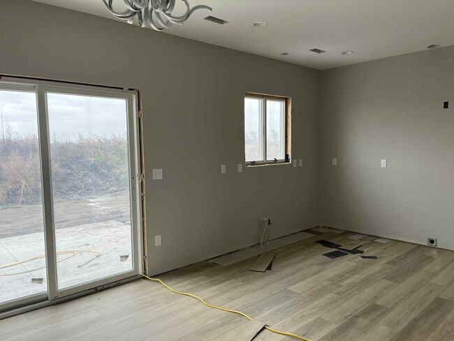 Building Photo - 2217 Overlook Rdg Ct