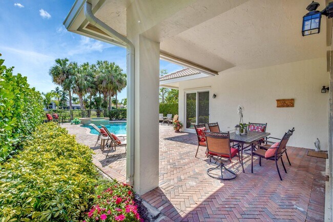 Building Photo - 2941 Twin Oaks Way