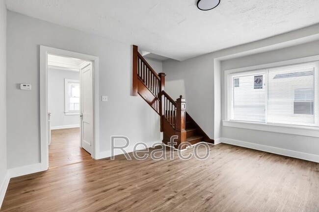 Building Photo - 74 N Powell Ave