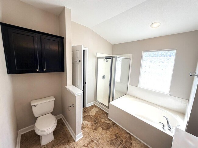 Building Photo - 14333 Teacup Ln