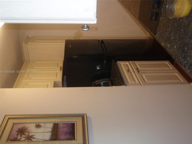 Building Photo - 6969 Collins Ave