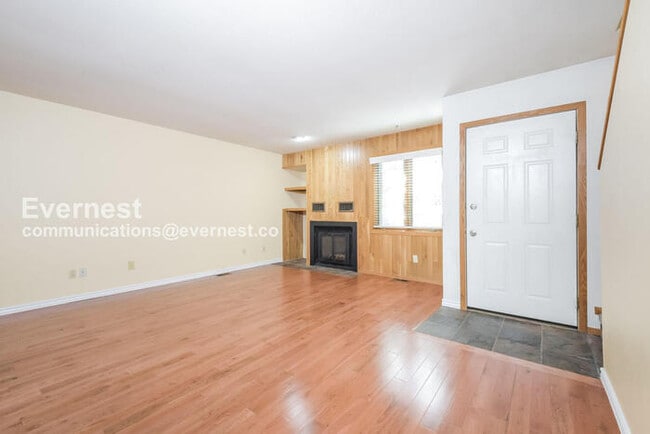 Building Photo - 3535 Spring Creek Pl