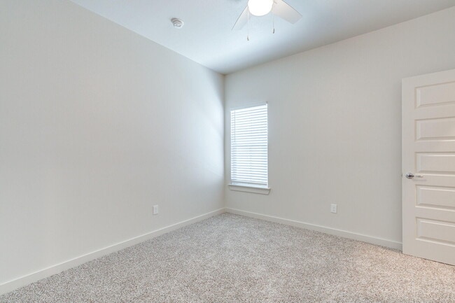 Building Photo - 7046 41st St