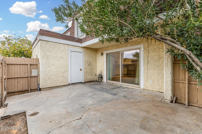 Building Photo - 8430 N 34th Dr