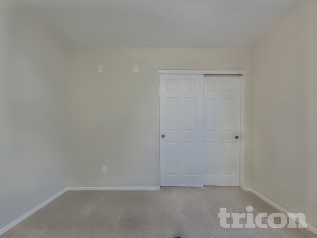 Building Photo - 15034 N 146th Ln