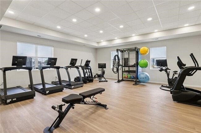 Building Photo - 704 Olivia St