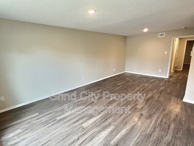 Building Photo - 3411 Brutonwood Cove