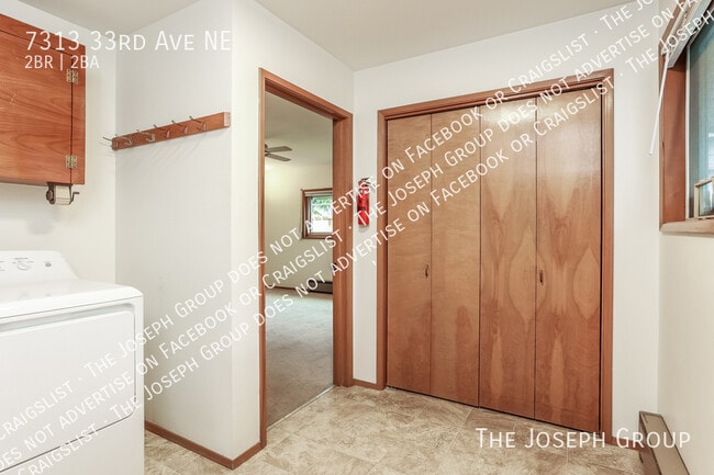 Building Photo - 7313 33rd Ave NE