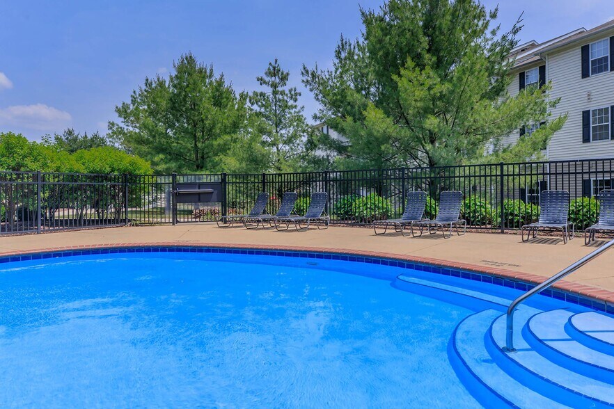 Pebblebrook Apartments 6115 Pebblebrook Ln Kent OH 44240 Apartment