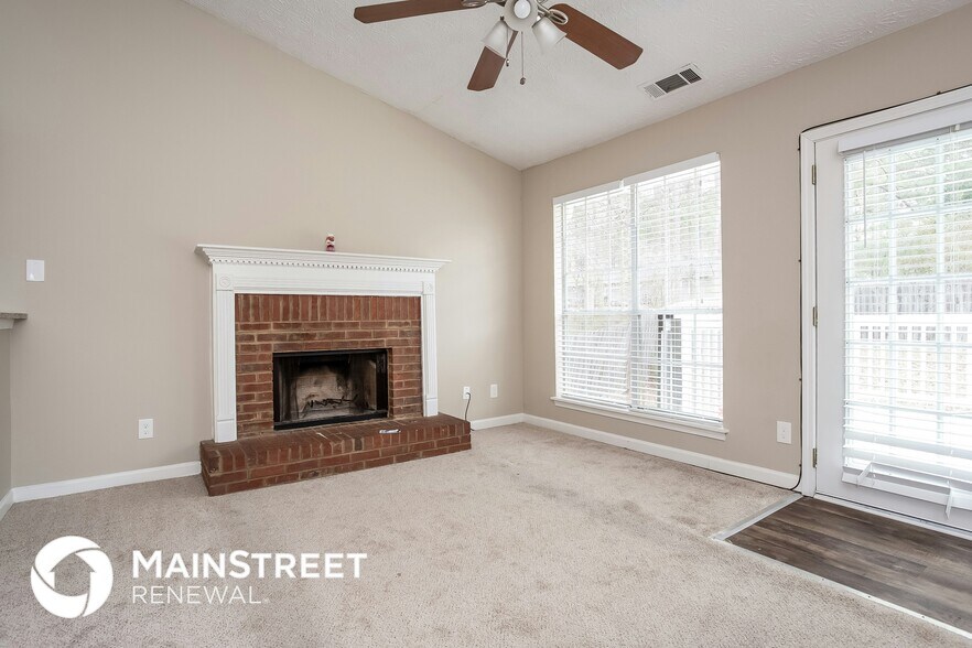 Building Photo - 8308 Beechwood Trce