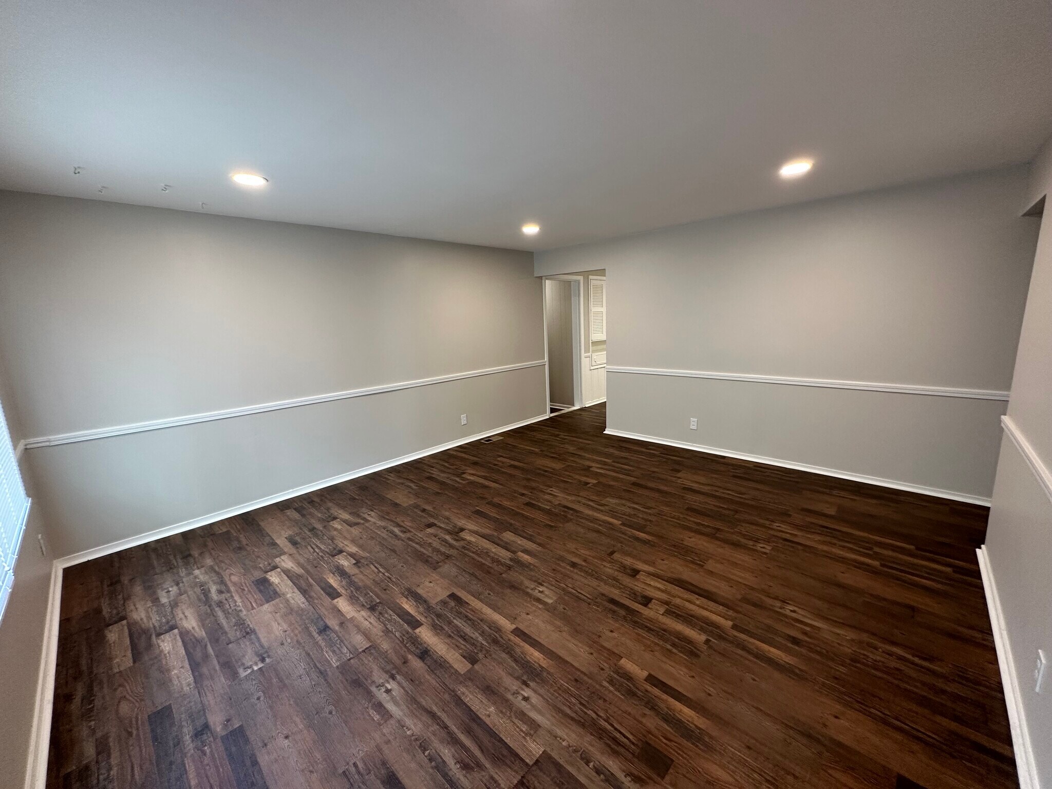 Building Photo - 8101 Shibler Dr