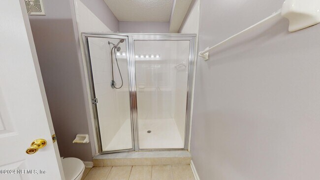 Building Photo - 211 Jardin De Mer Pl