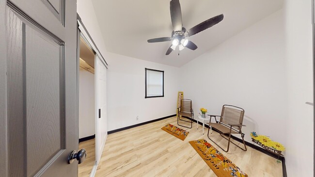 Building Photo - 737 E 47th Ave