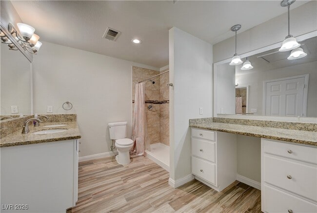 Building Photo - 5301 Westleigh Ave