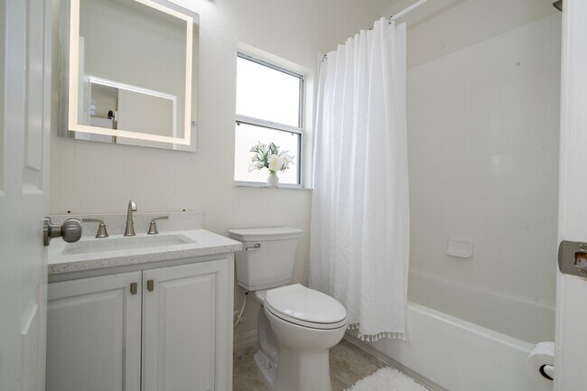 Building Photo - 3774 Eagle Isle Cir