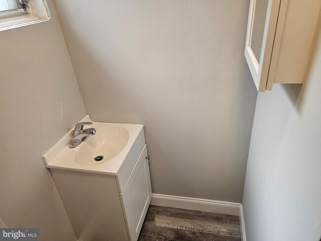 Building Photo - 2918 N Taylor St