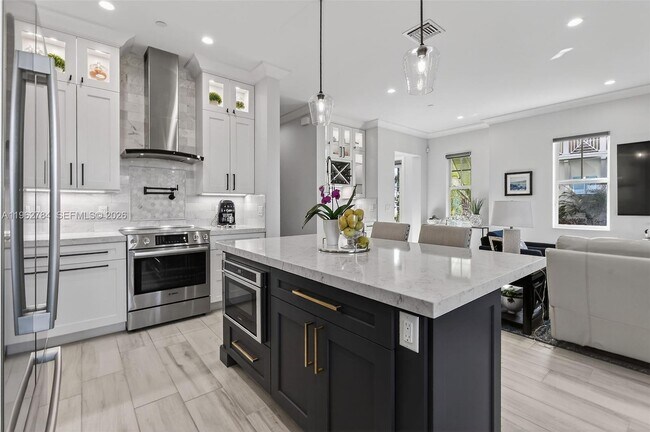 Building Photo - 620 Inlet Waters Cir