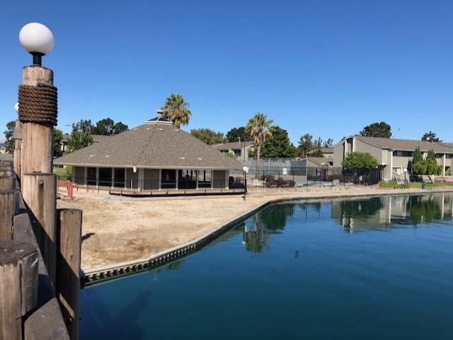 Building Photo - 833 Columba Ln