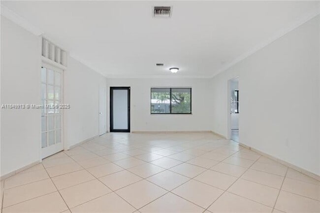 Building Photo - 8045 SW 62nd Ct